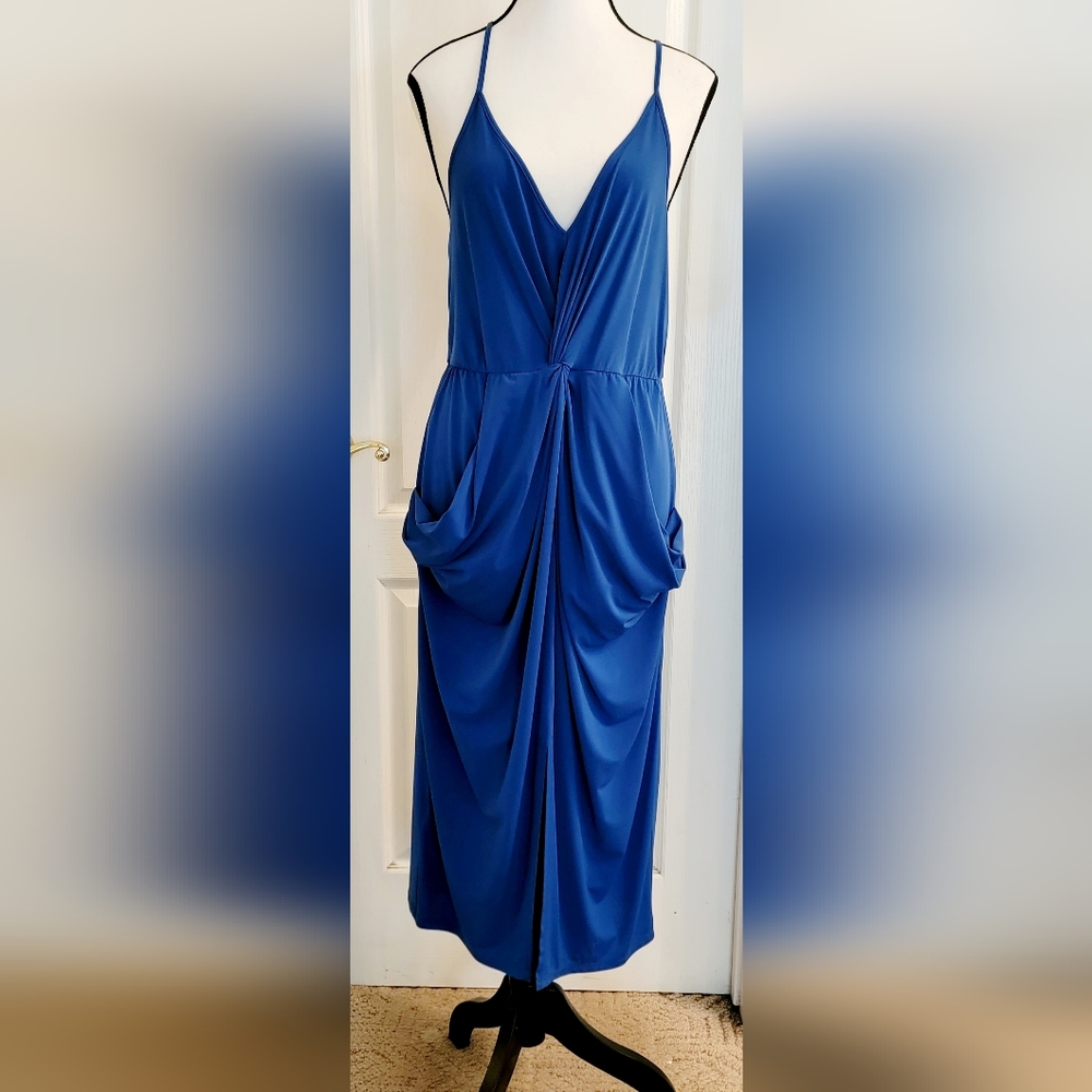 BCBGeneration Cocktail dress. Sz Med in Cobalt Blue. Spaghetti straps V-neck